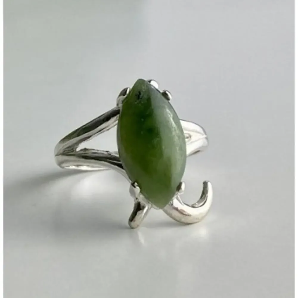 925 Sterling Silver Green Nephrite Ring Size 6.5